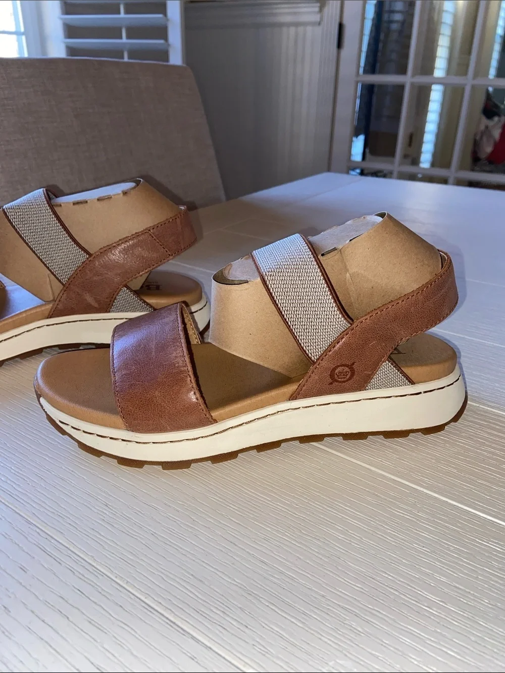 Born mimi wedge